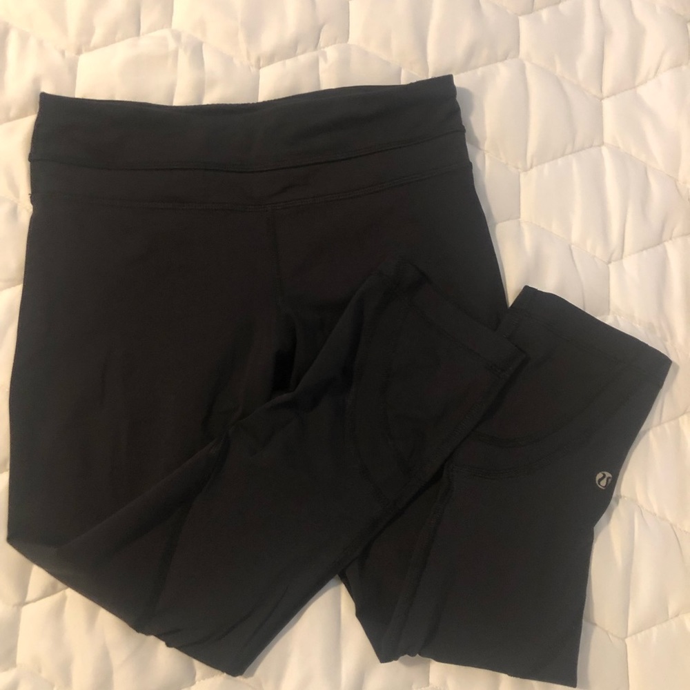 Lululemon cropped leggings